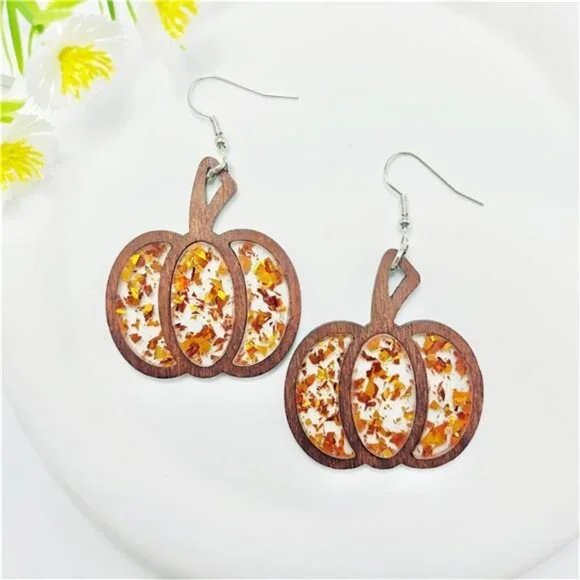 Pumpkin Earrings - Picture 6 of 7